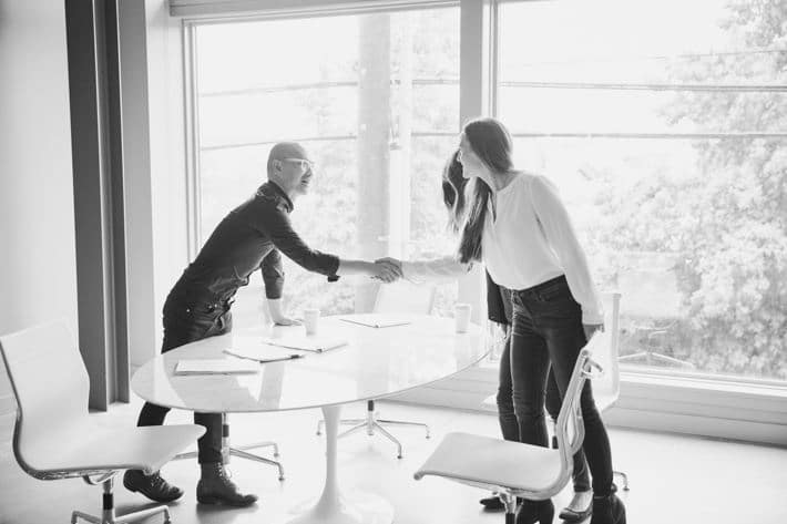 How to make a job offer in three easy steps
