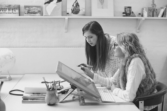 How to Hire a Graphic Designer