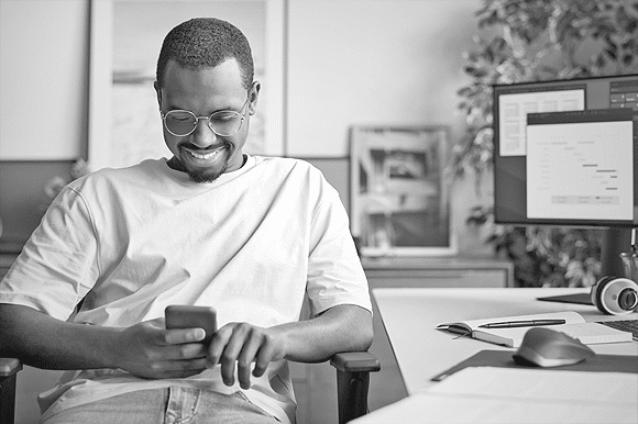 Monster Poll: Is Social Media Use at Work Unprofessional?